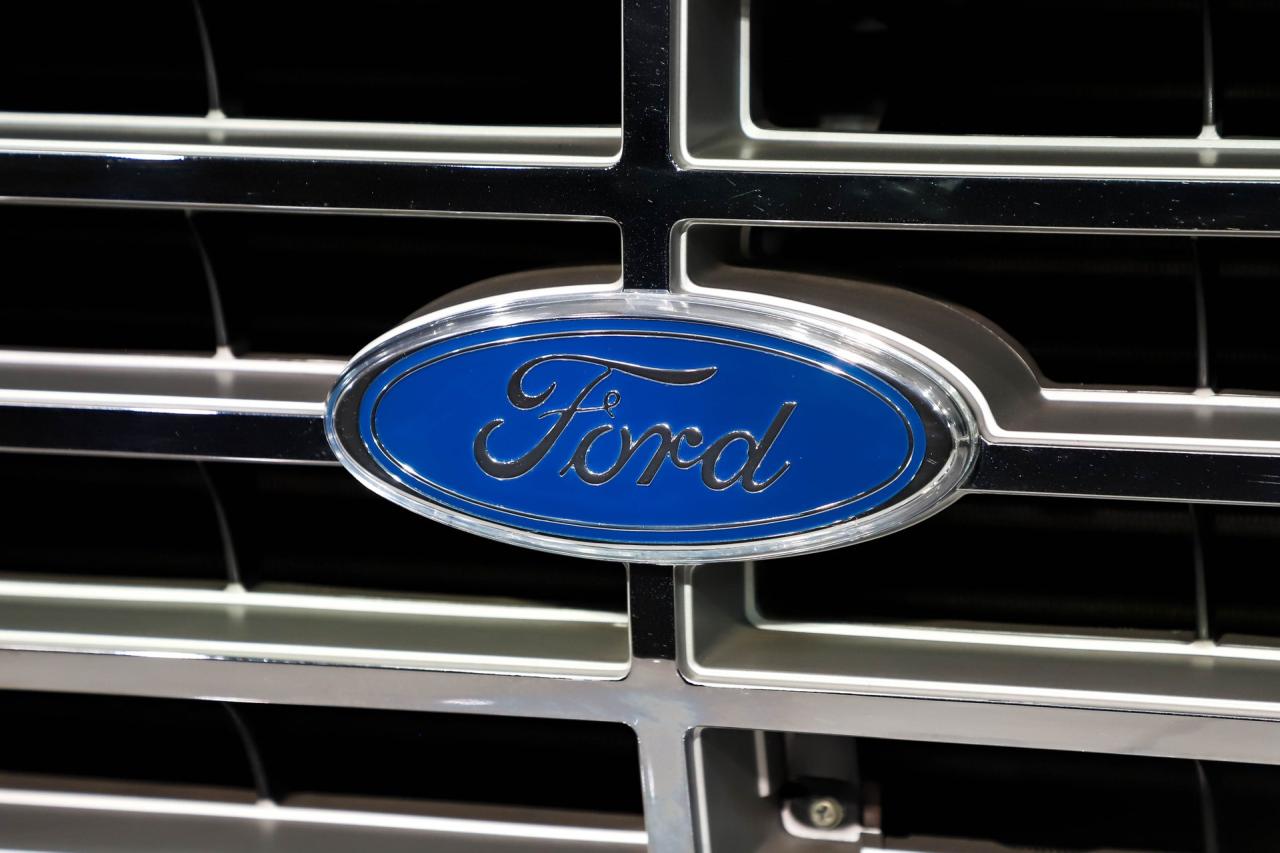 1985 Ford F150 XLT Lariat