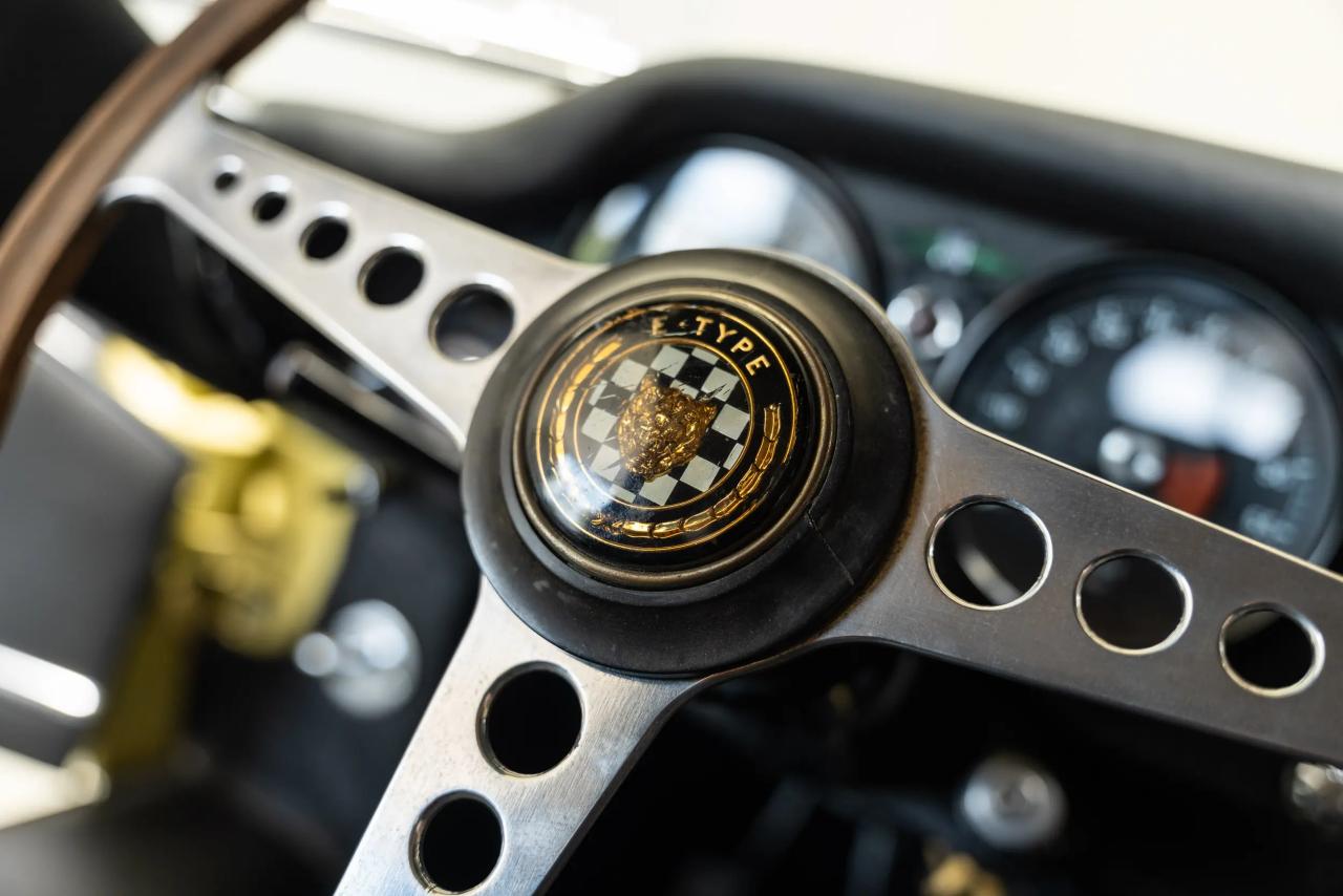 1969 Jaguar E-Type 4.2 OTS