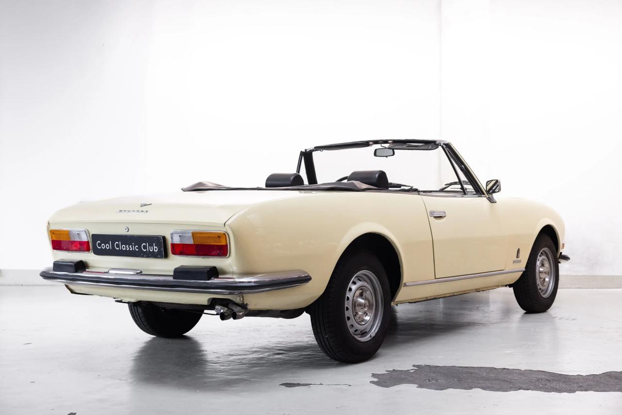 1975 Peugeot 504 Cabriolet 2.7 V6