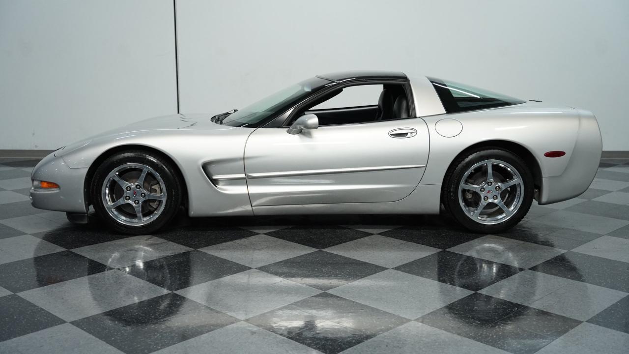 2004 Chevrolet Corvette