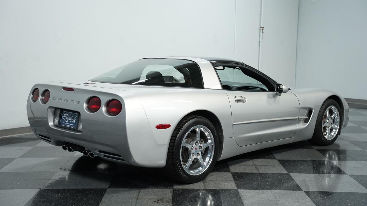 2004 Chevrolet Corvette