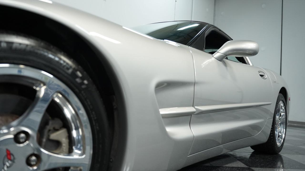 2004 Chevrolet Corvette