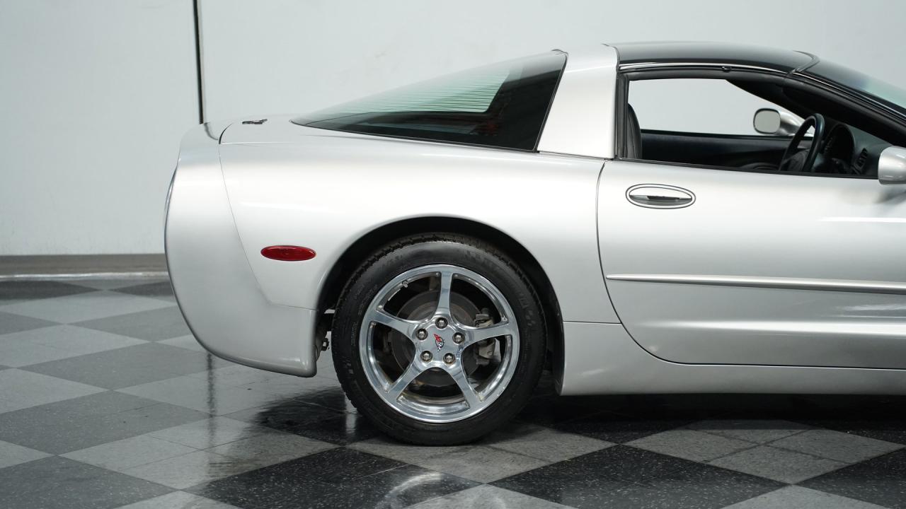 2004 Chevrolet Corvette