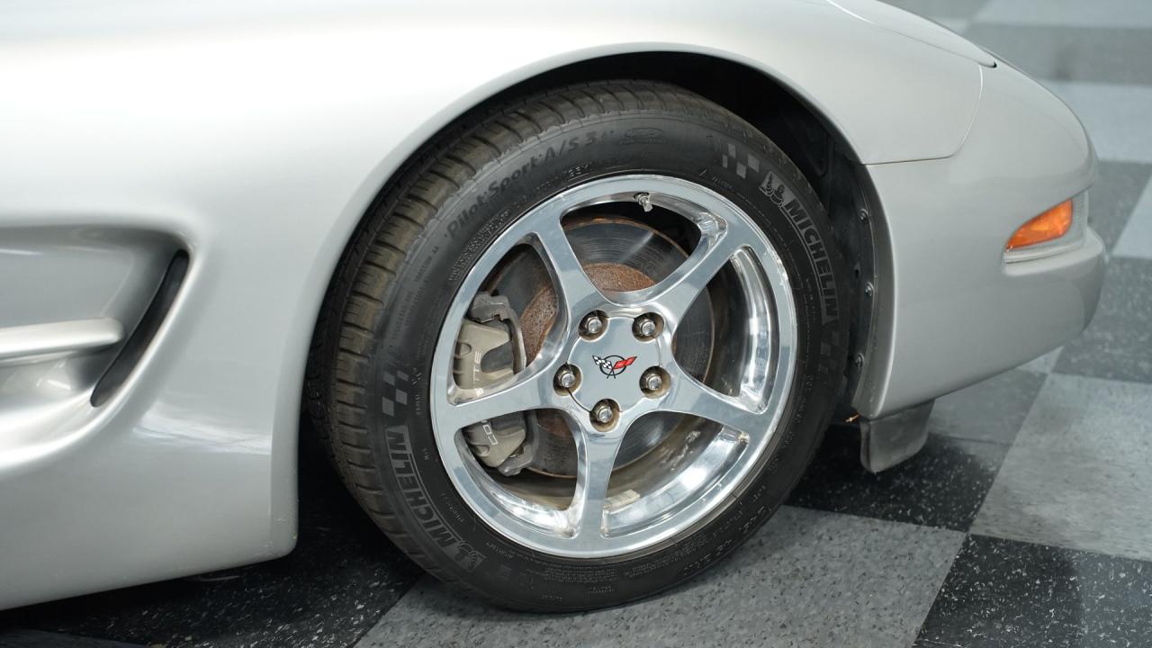 2004 Chevrolet Corvette