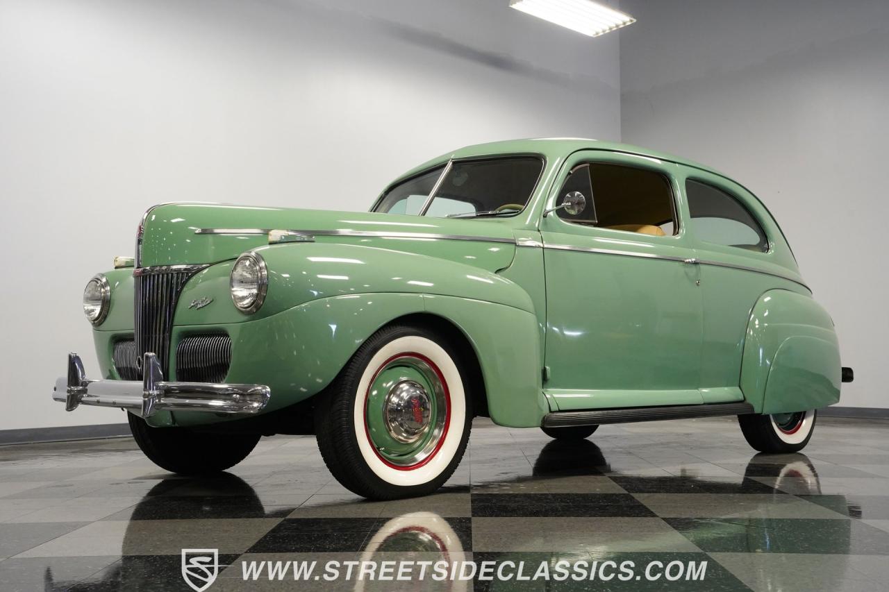 1941 Ford Super Deluxe