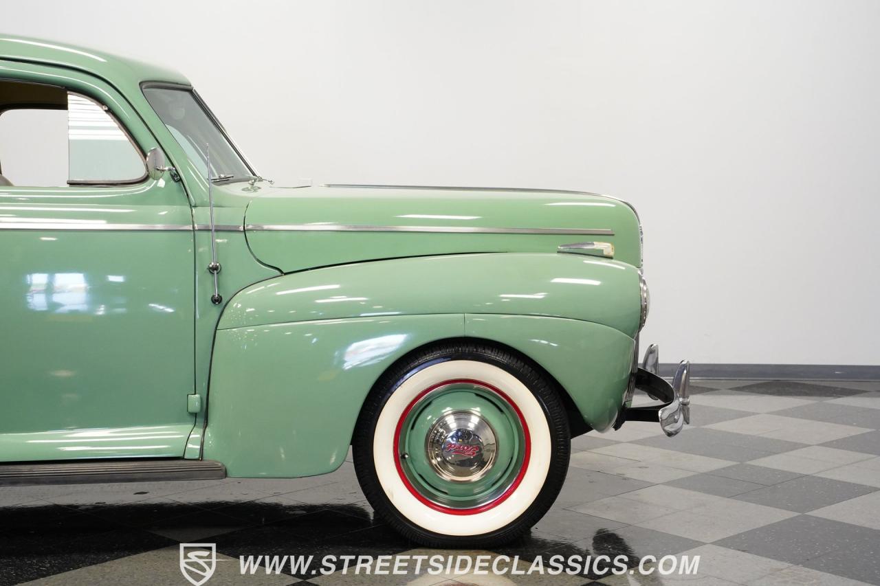 1941 Ford Super Deluxe