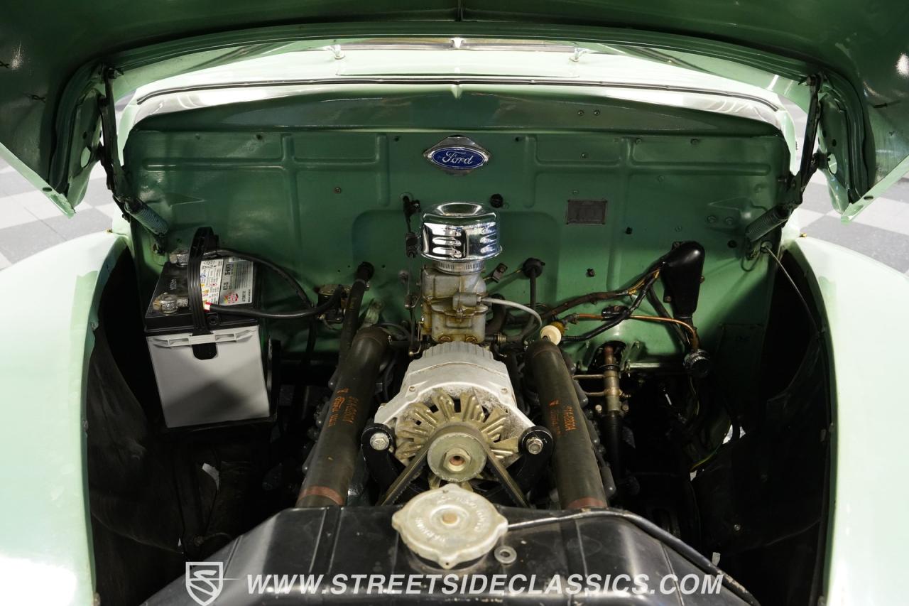 1941 Ford Super Deluxe