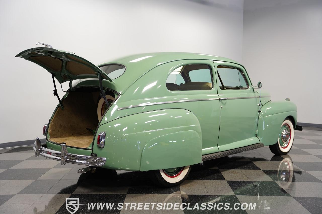 1941 Ford Super Deluxe