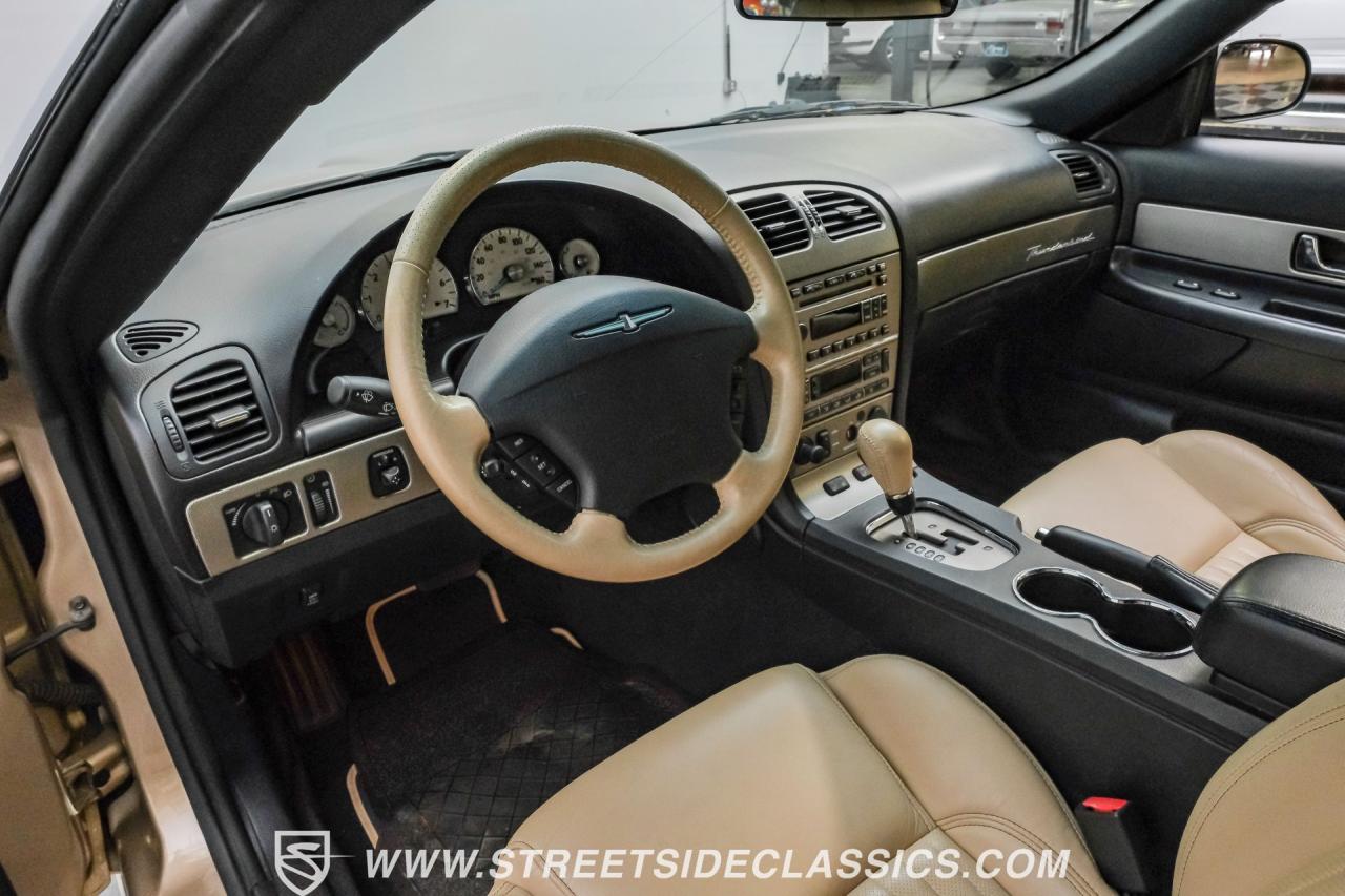 2005 Ford Thunderbird