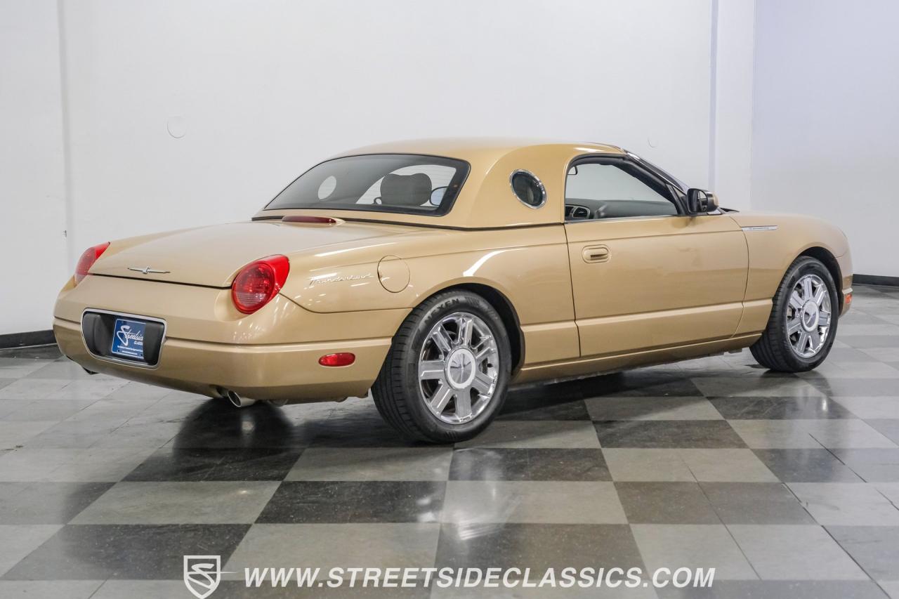 2005 Ford Thunderbird