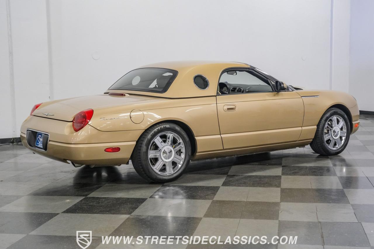 2005 Ford Thunderbird