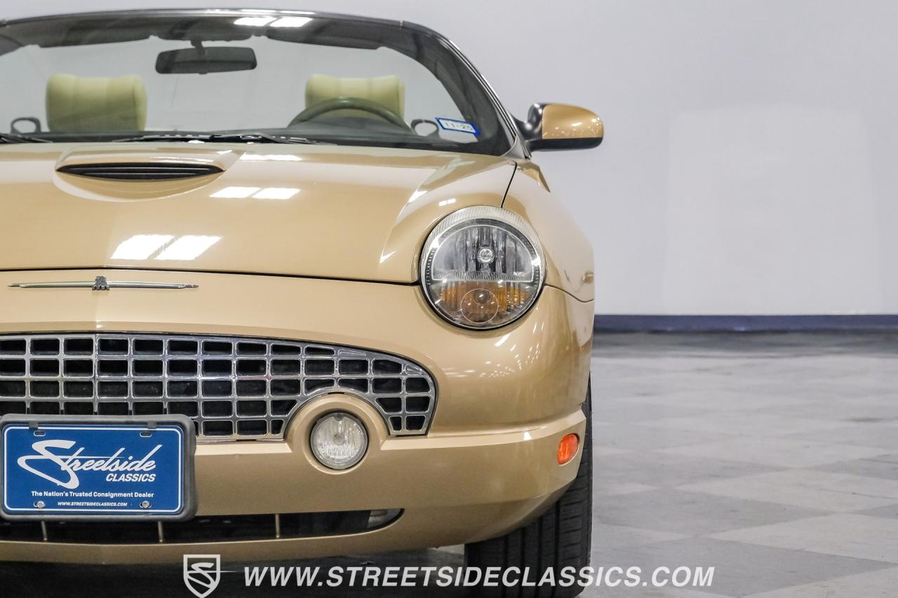 2005 Ford Thunderbird