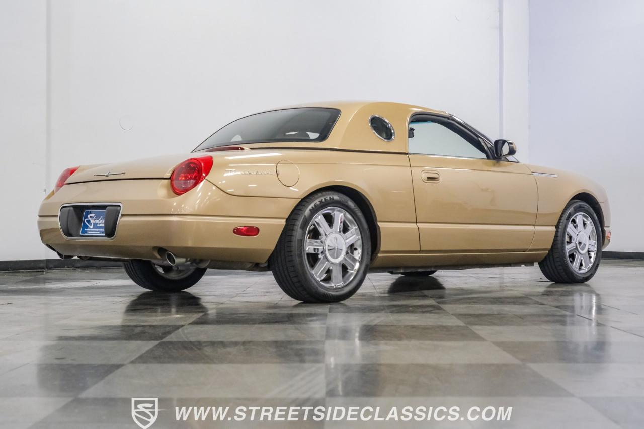 2005 Ford Thunderbird