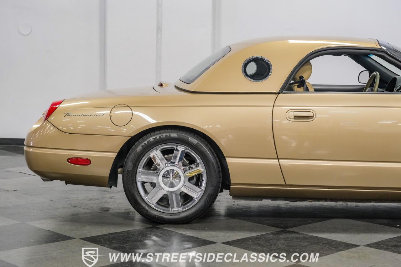 2005 Ford Thunderbird