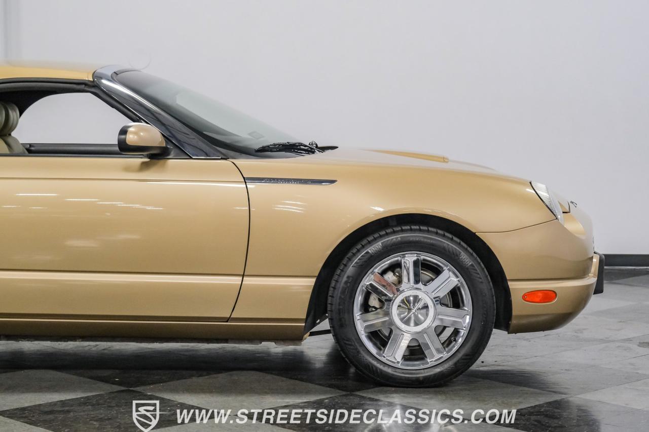 2005 Ford Thunderbird