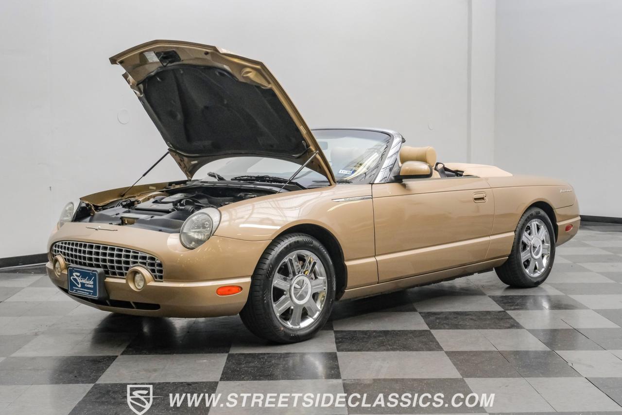 2005 Ford Thunderbird