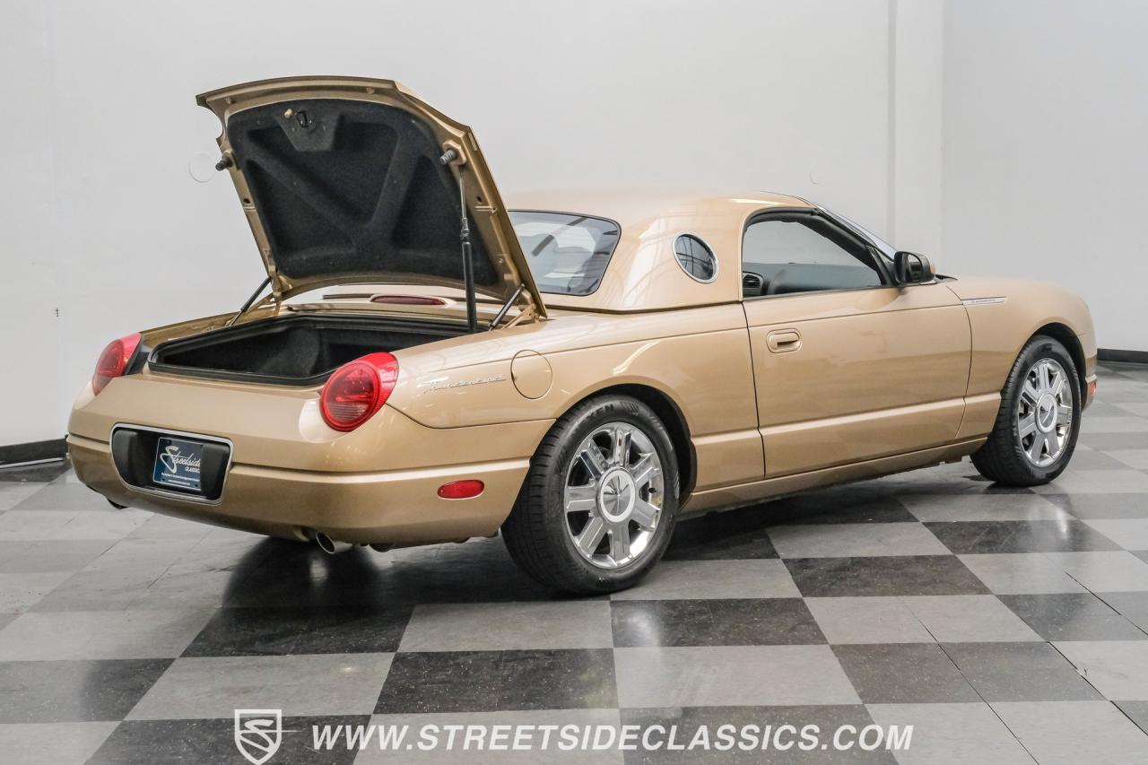 2005 Ford Thunderbird