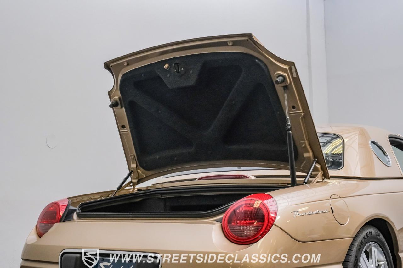 2005 Ford Thunderbird