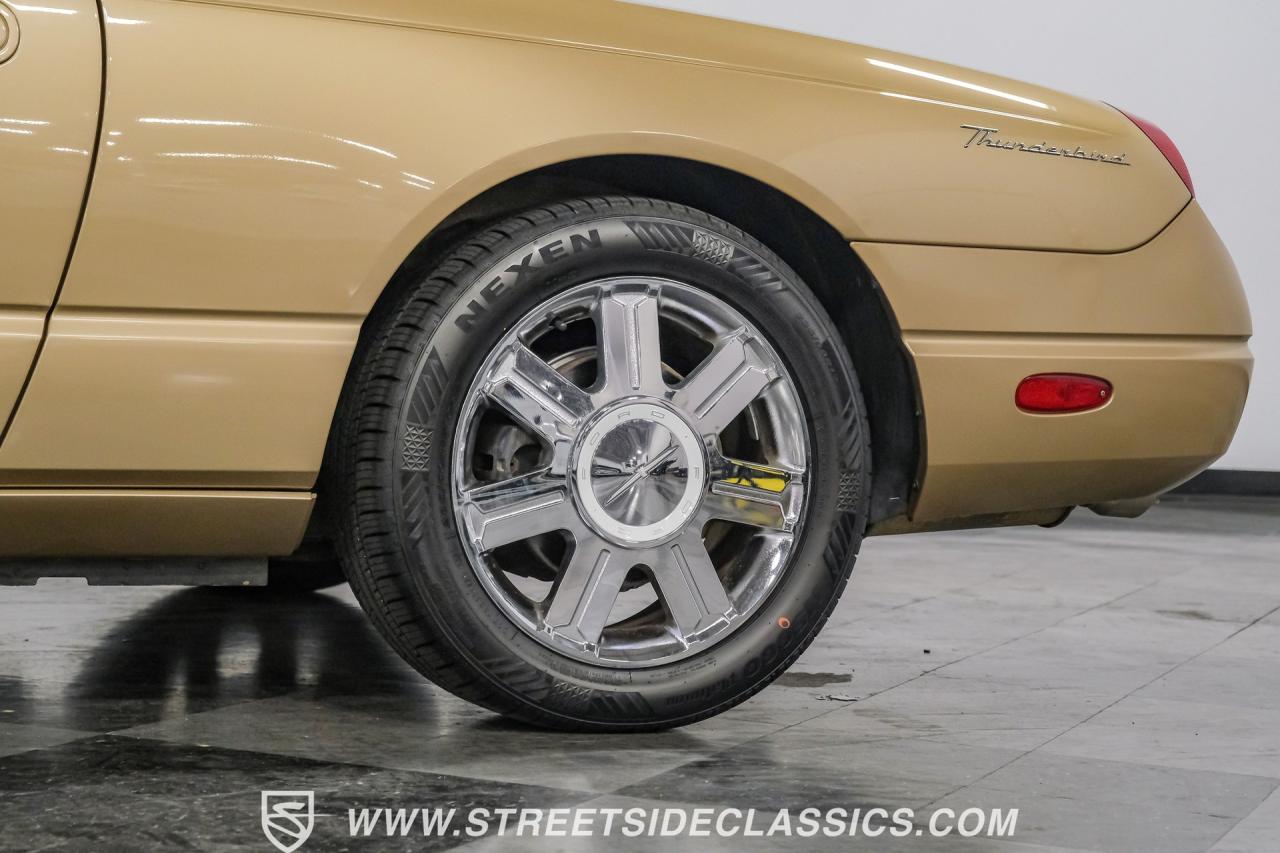 2005 Ford Thunderbird