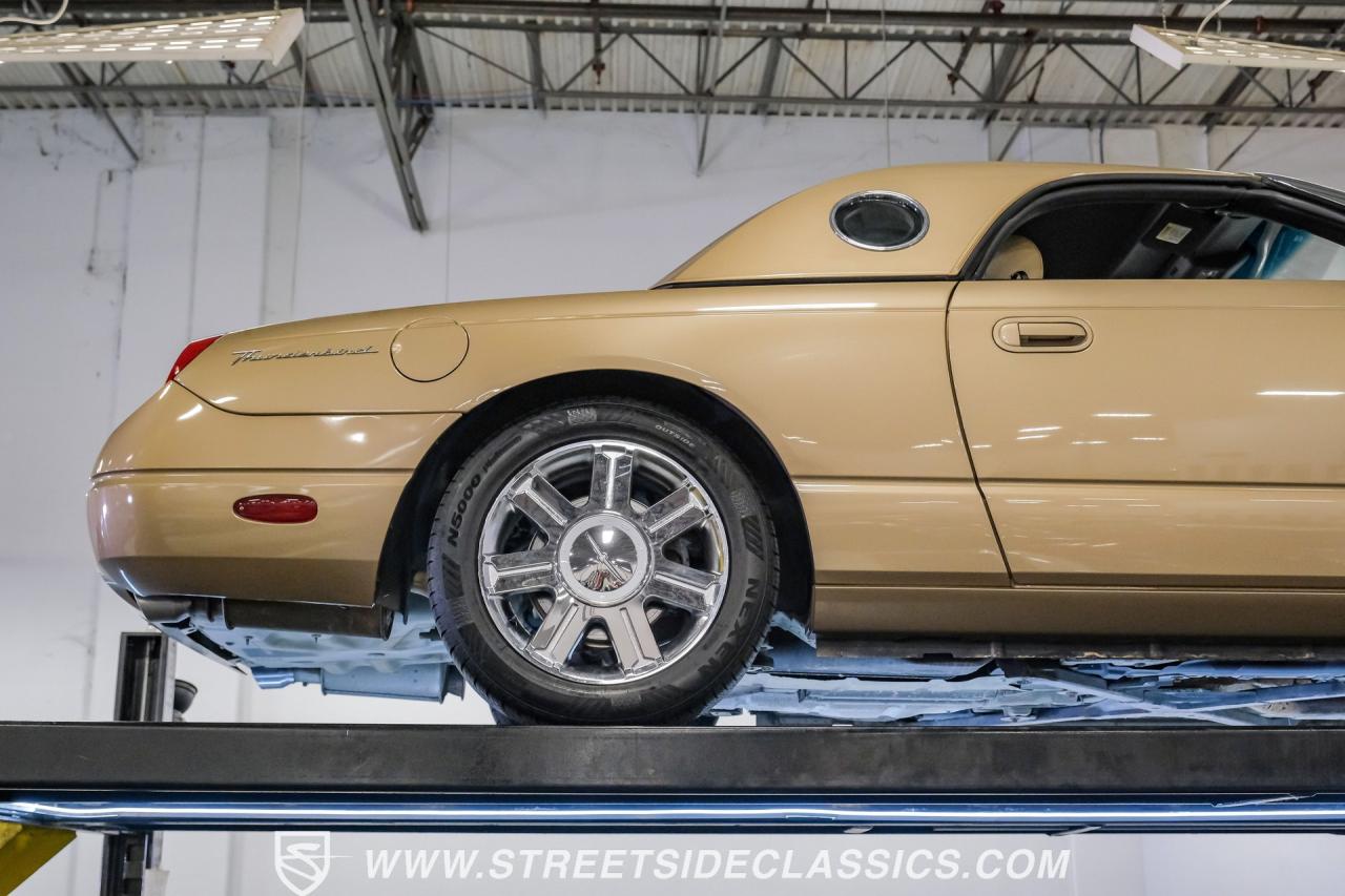 2005 Ford Thunderbird