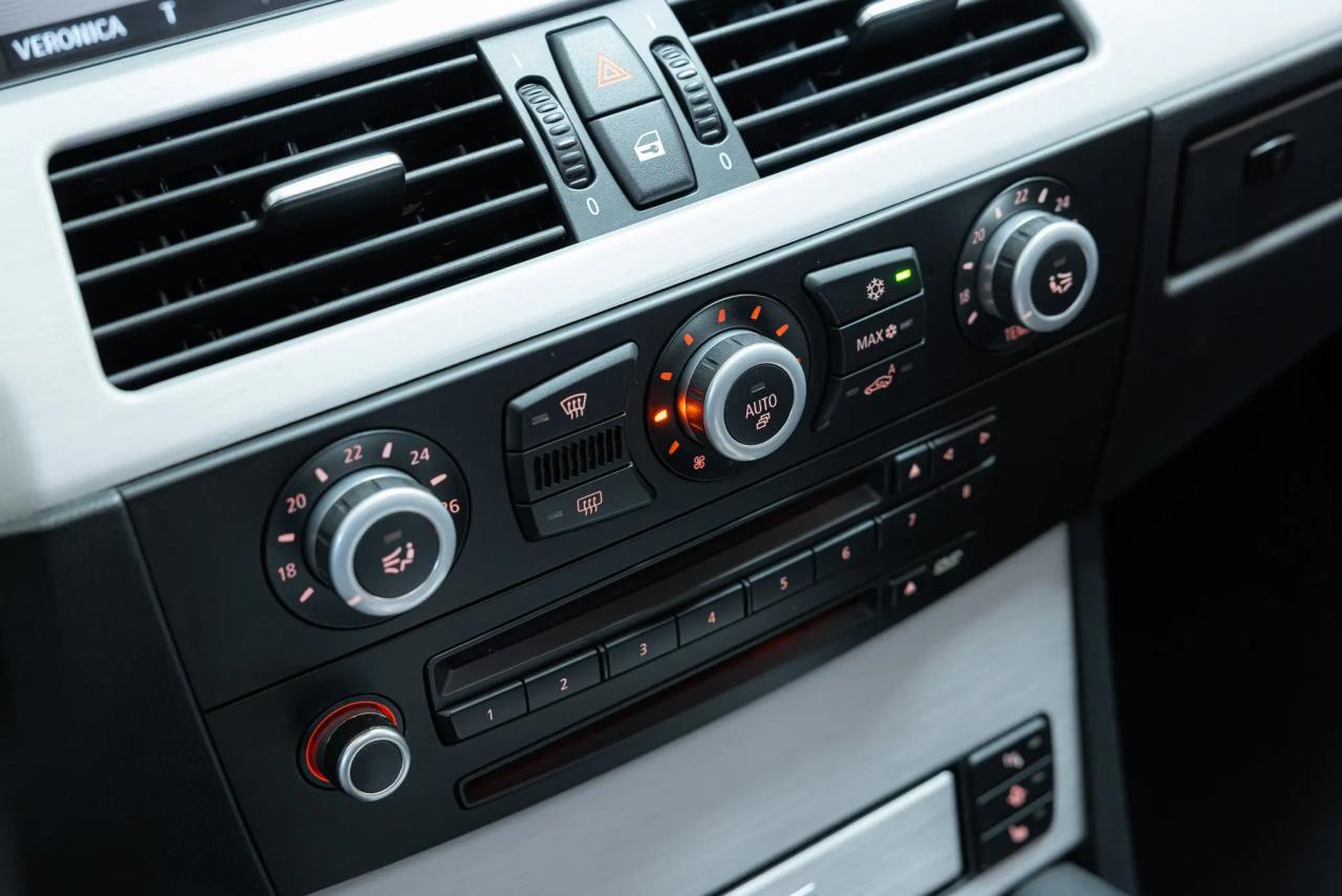 2007 BMW E61 M5 Touring