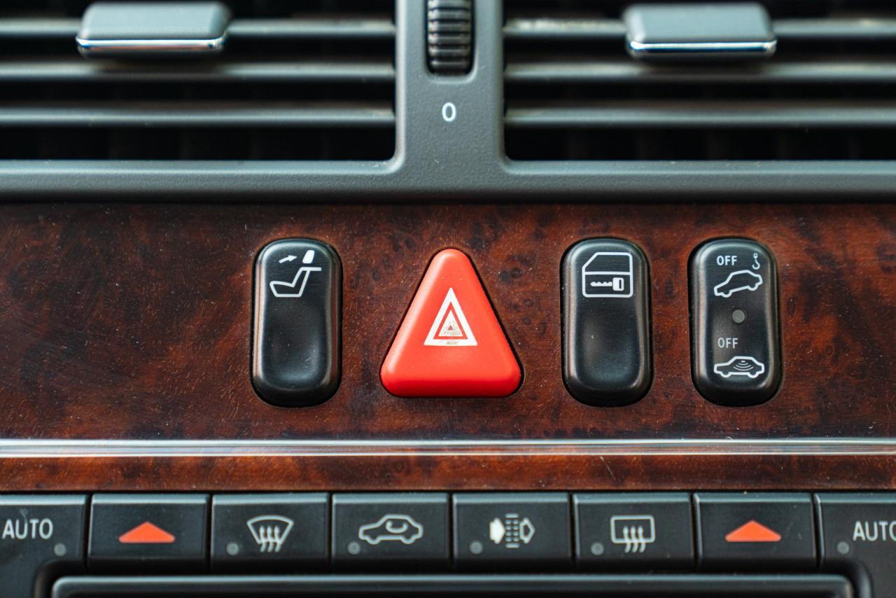 2000 Mercedes - Benz E430 V8