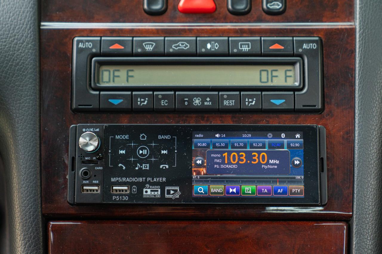 2000 Mercedes - Benz E430 V8