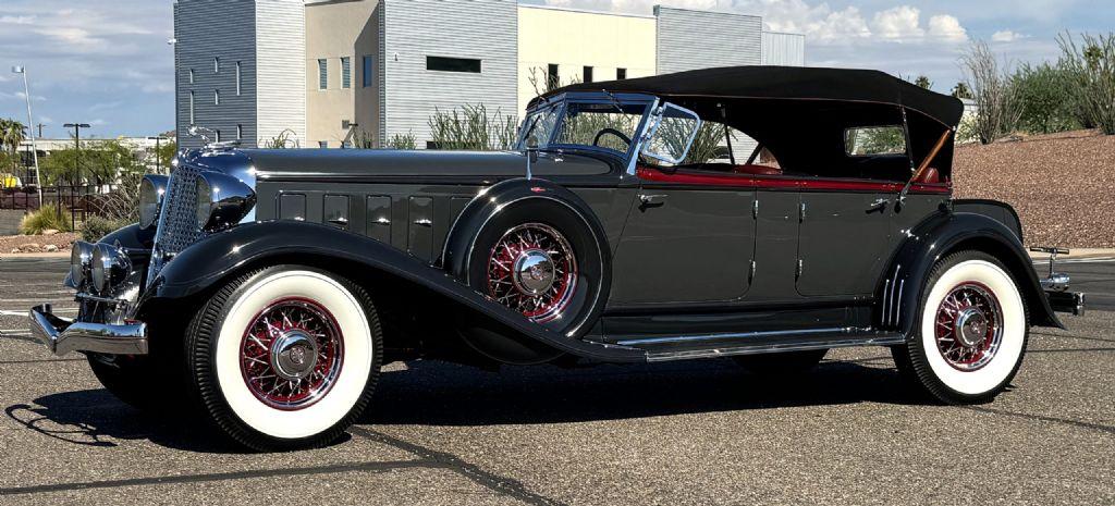 1933 Chrysler CL Imperial Custom Phaeton