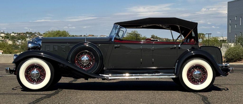 1933 Chrysler CL Imperial Custom Phaeton