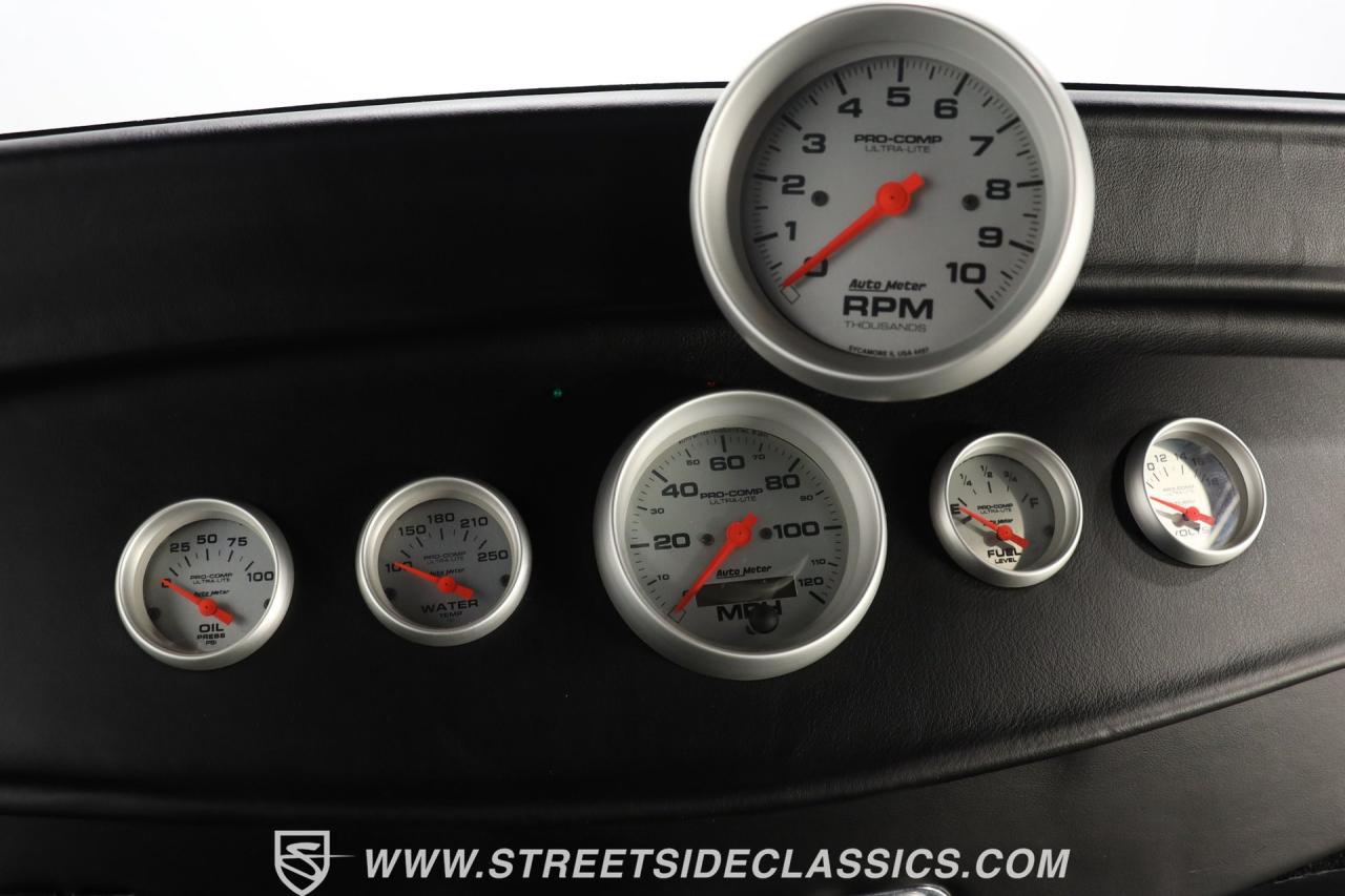 1932 Ford 5-Window Coupe