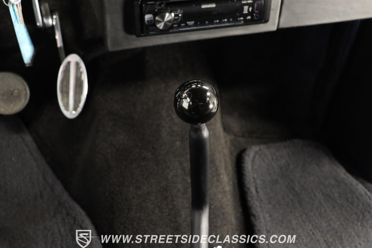 1932 Ford 5-Window Coupe