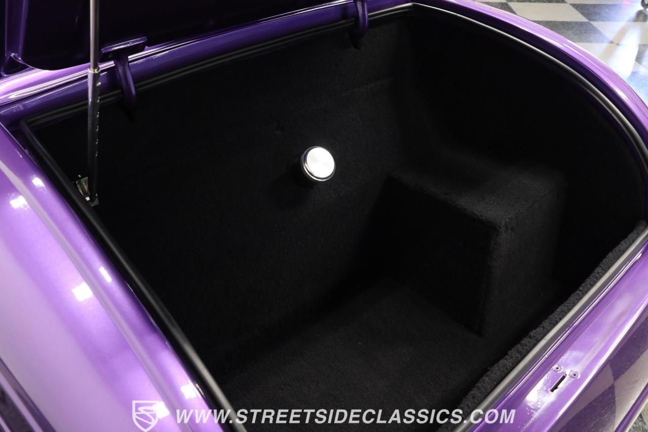 1932 Ford 5-Window Coupe