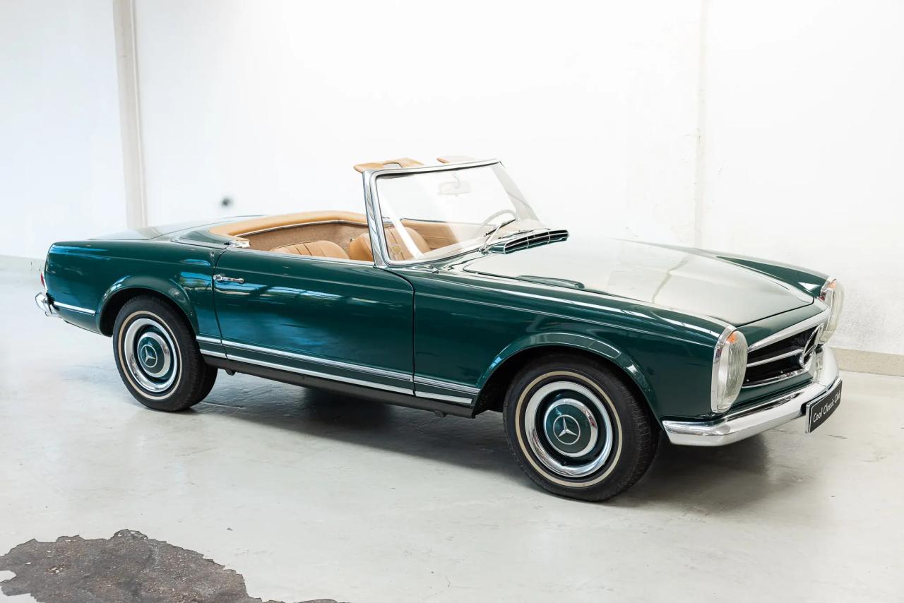 1967 Mercedes - Benz 250 SL &#039;Factory 5 Speed