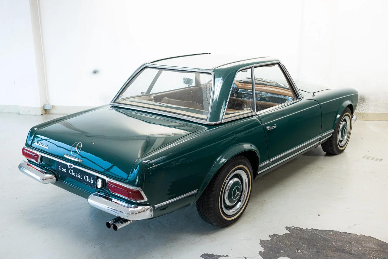 1967 Mercedes - Benz 250 SL &#039;Factory 5 Speed