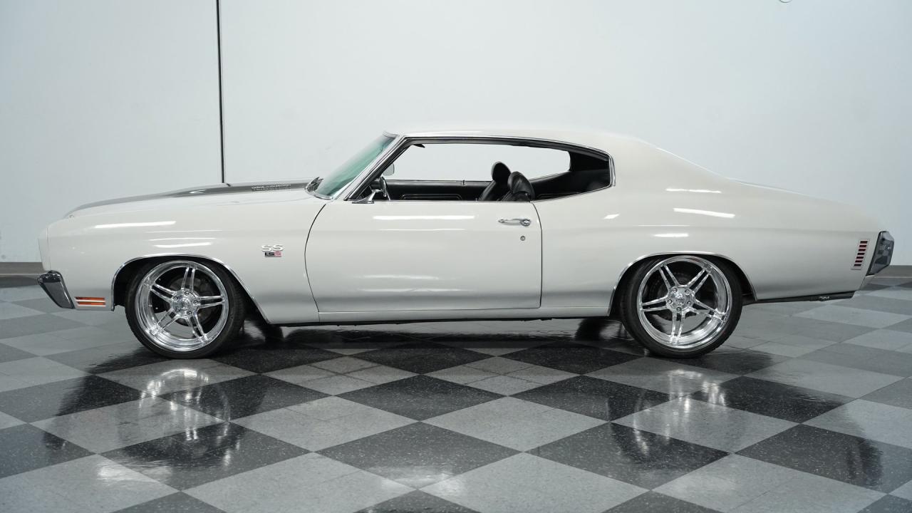 1970 Chevrolet Chevelle LS2 Restomod