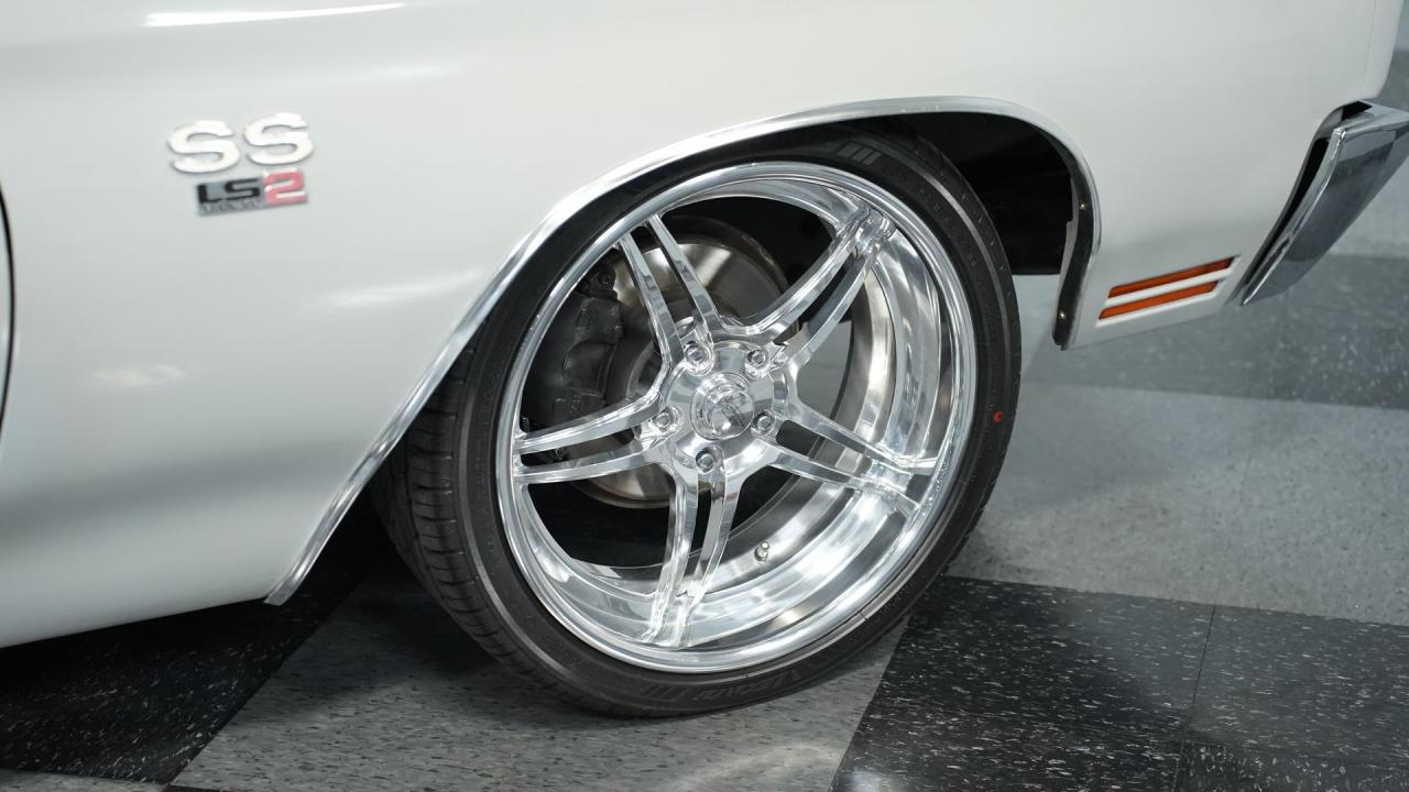 1970 Chevrolet Chevelle LS2 Restomod