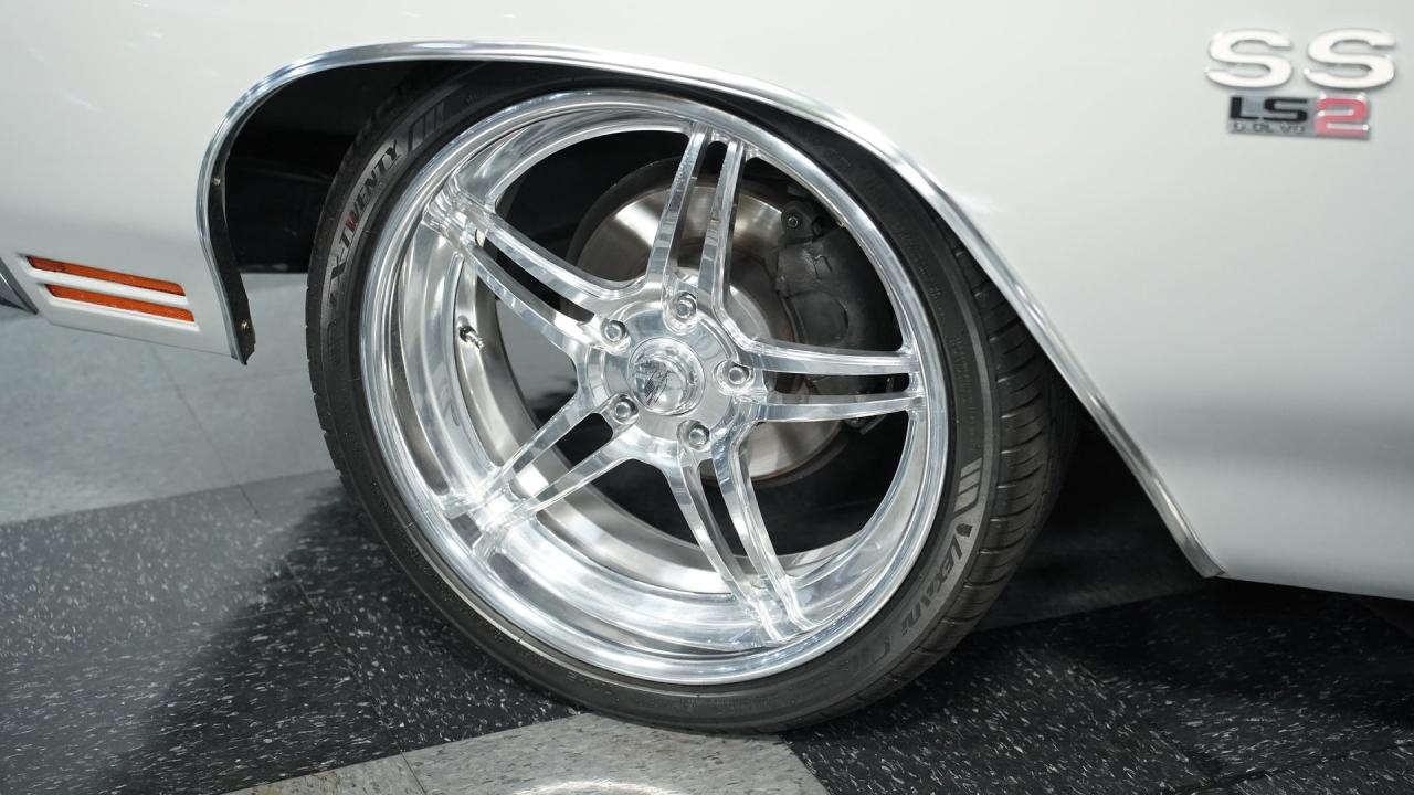 1970 Chevrolet Chevelle LS2 Restomod