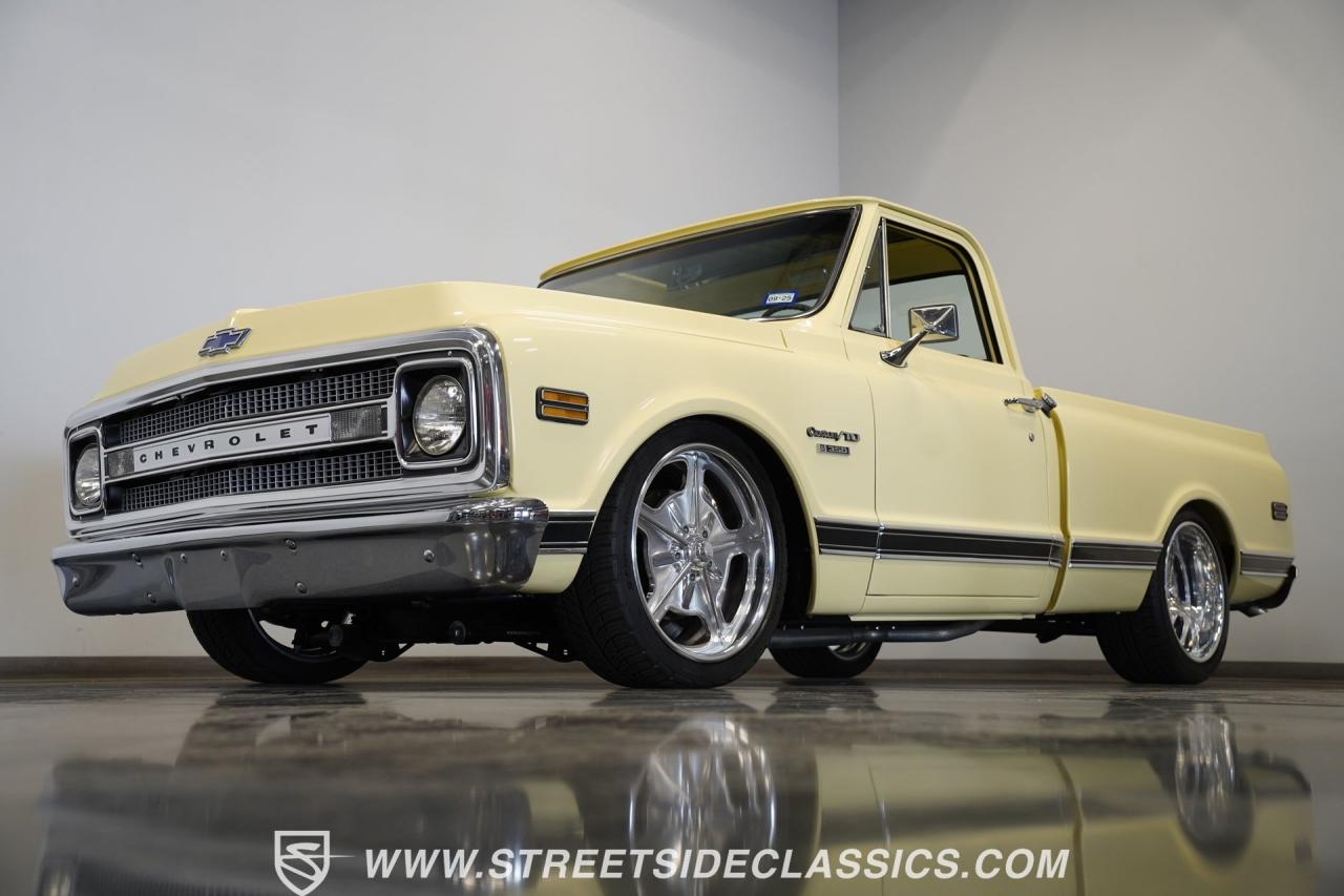 1969 Chevrolet C10 Big Window Restomod