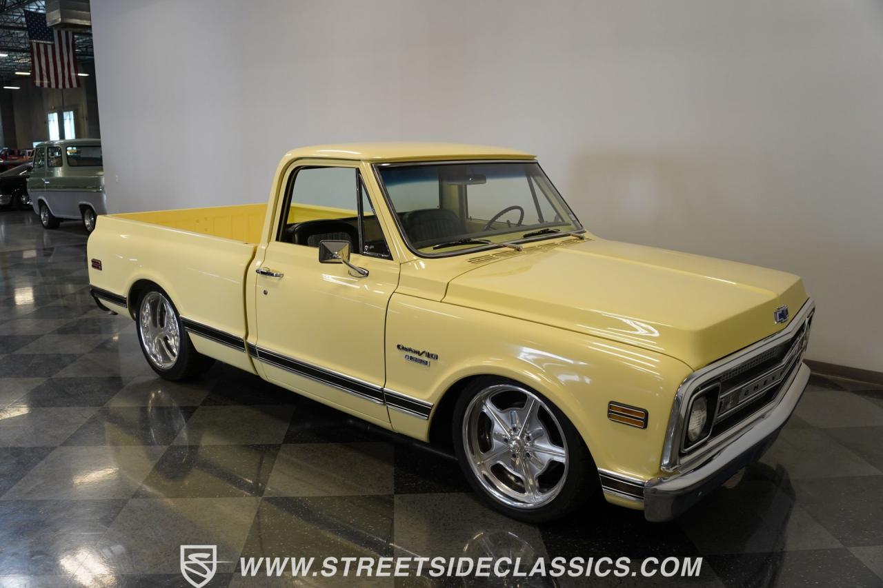 1969 Chevrolet C10 Big Window Restomod
