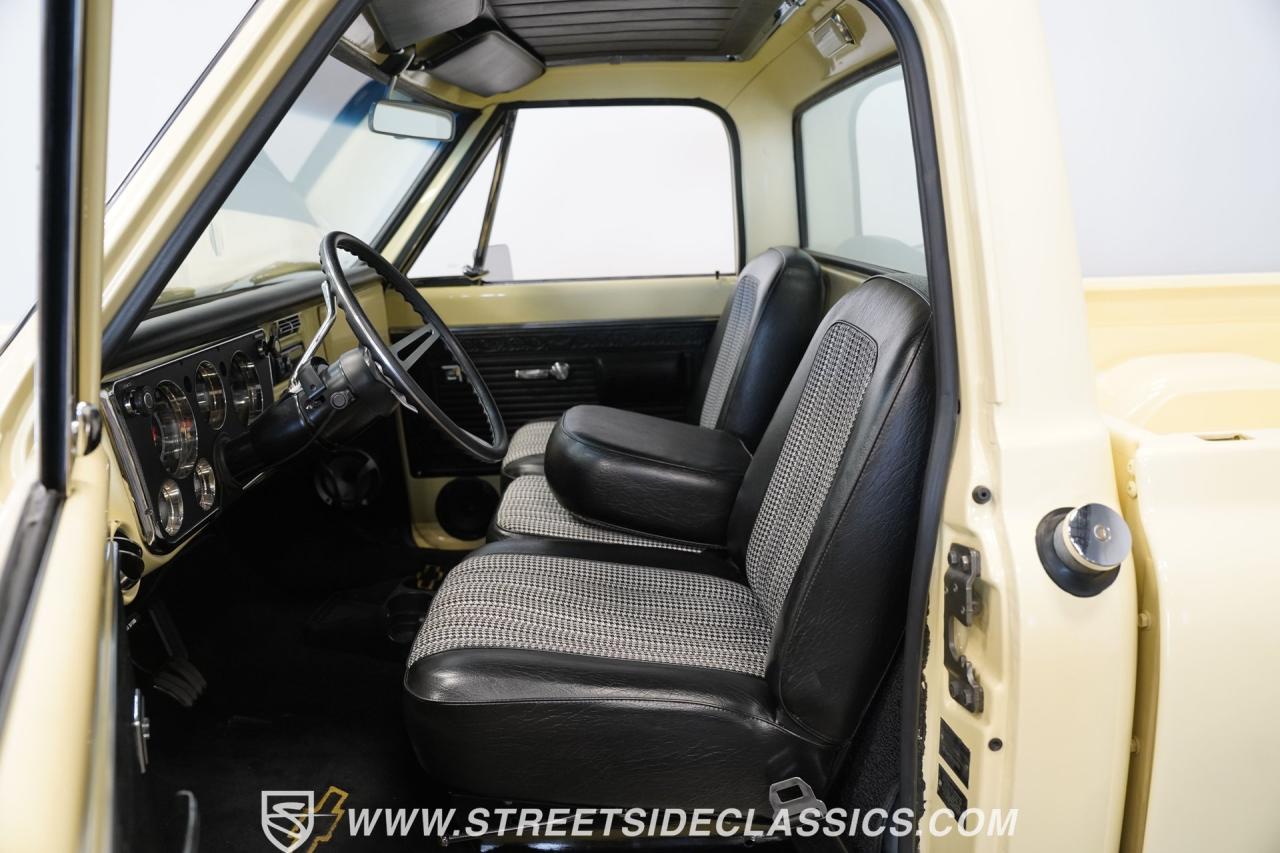 1969 Chevrolet C10 Big Window Restomod