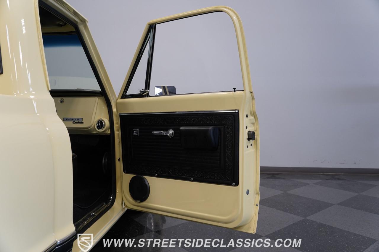 1969 Chevrolet C10 Big Window Restomod