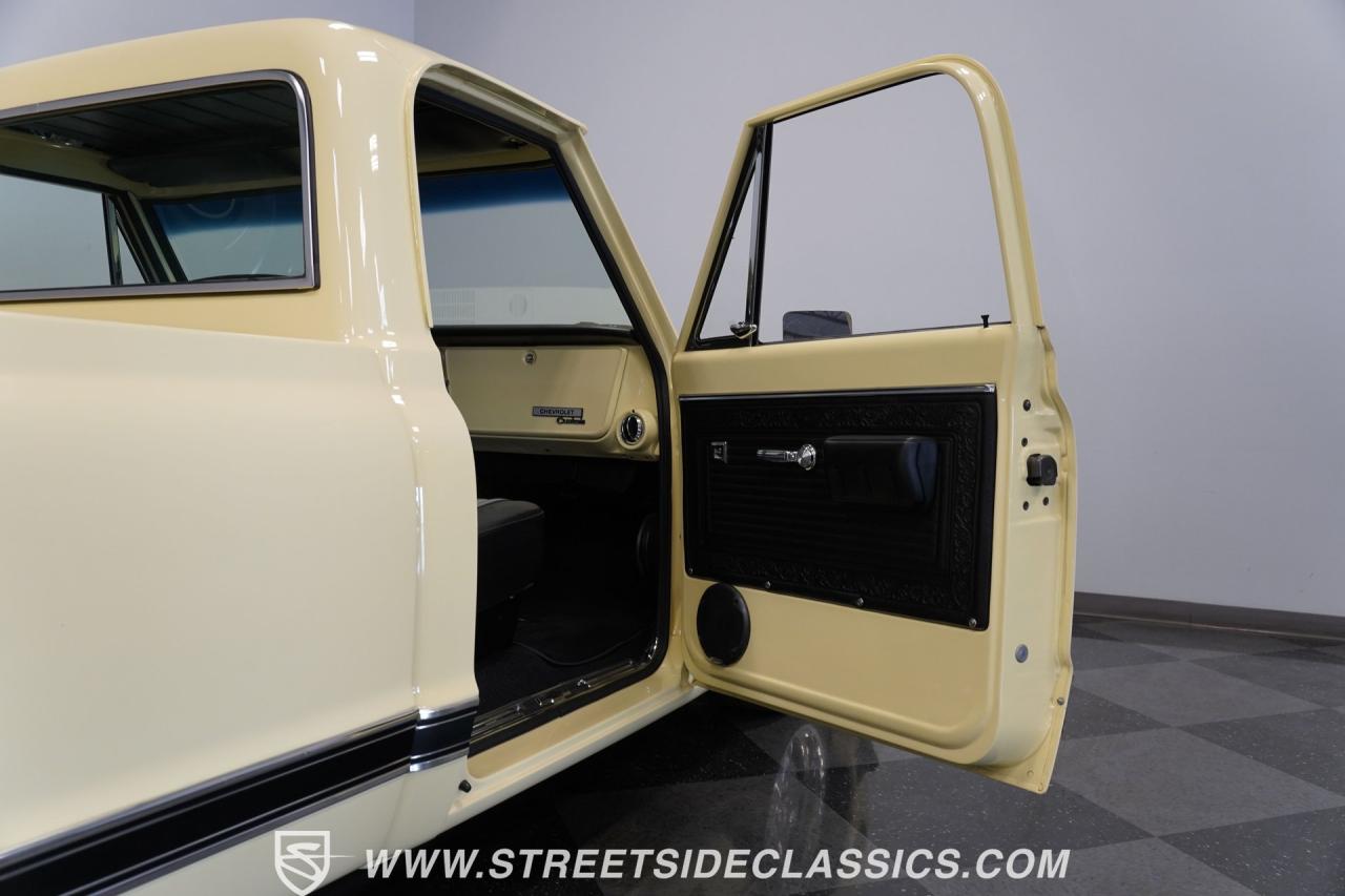 1969 Chevrolet C10 Big Window Restomod
