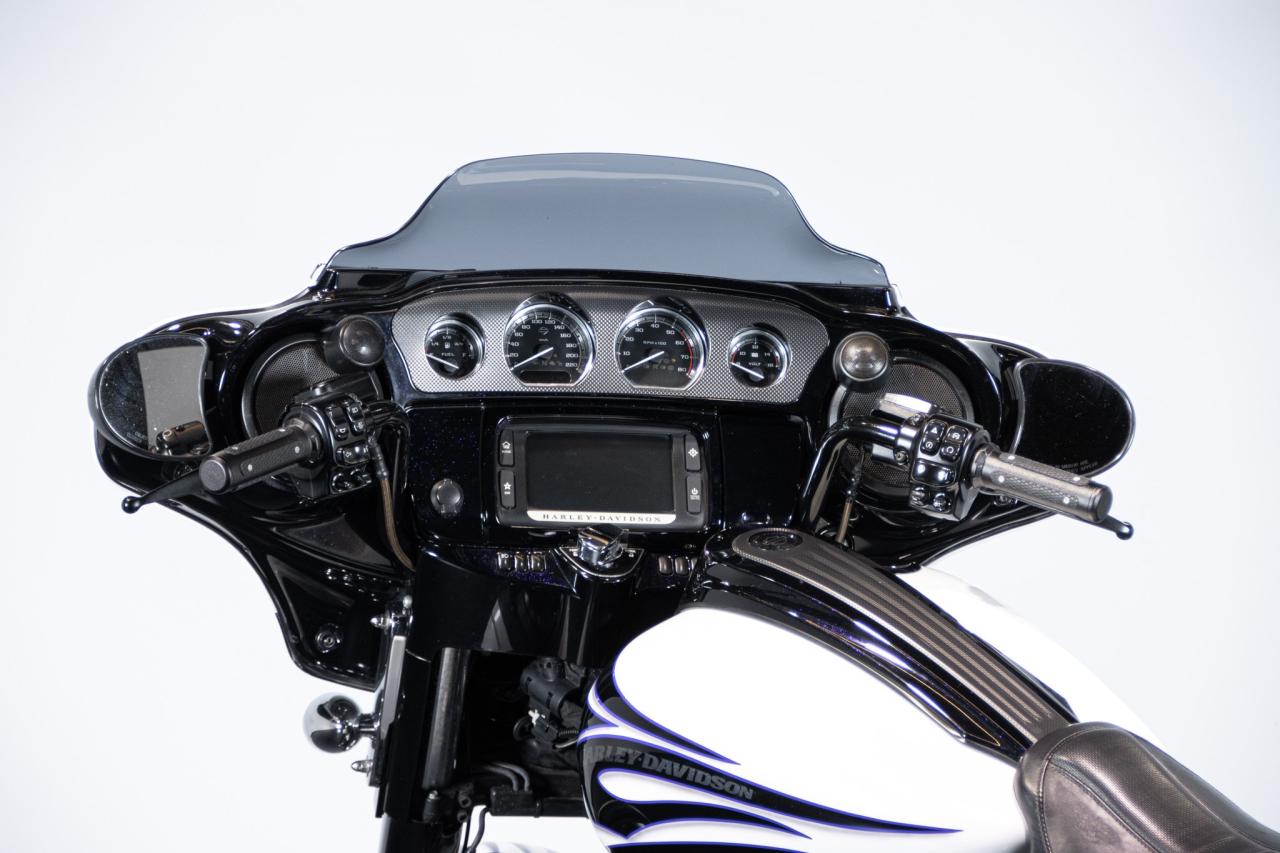 2015 Harley Davidson STREET GLIDE CVO