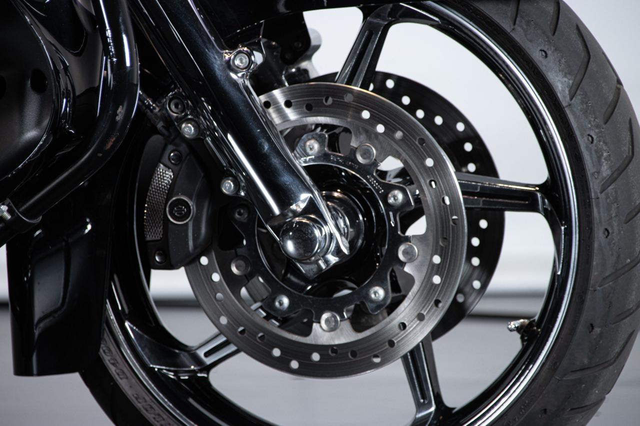 2015 Harley Davidson STREET GLIDE CVO