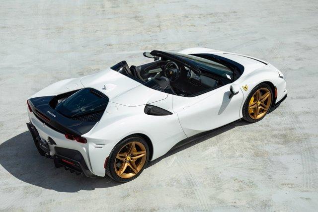 2024 Ferrari SF90 SPIDER