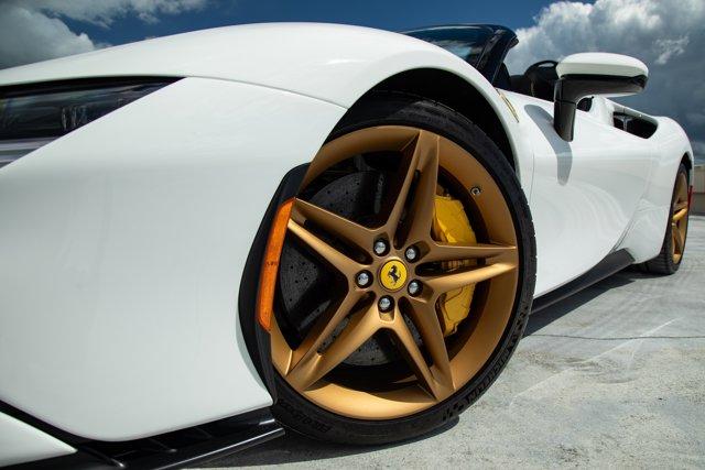 2024 Ferrari SF90 SPIDER