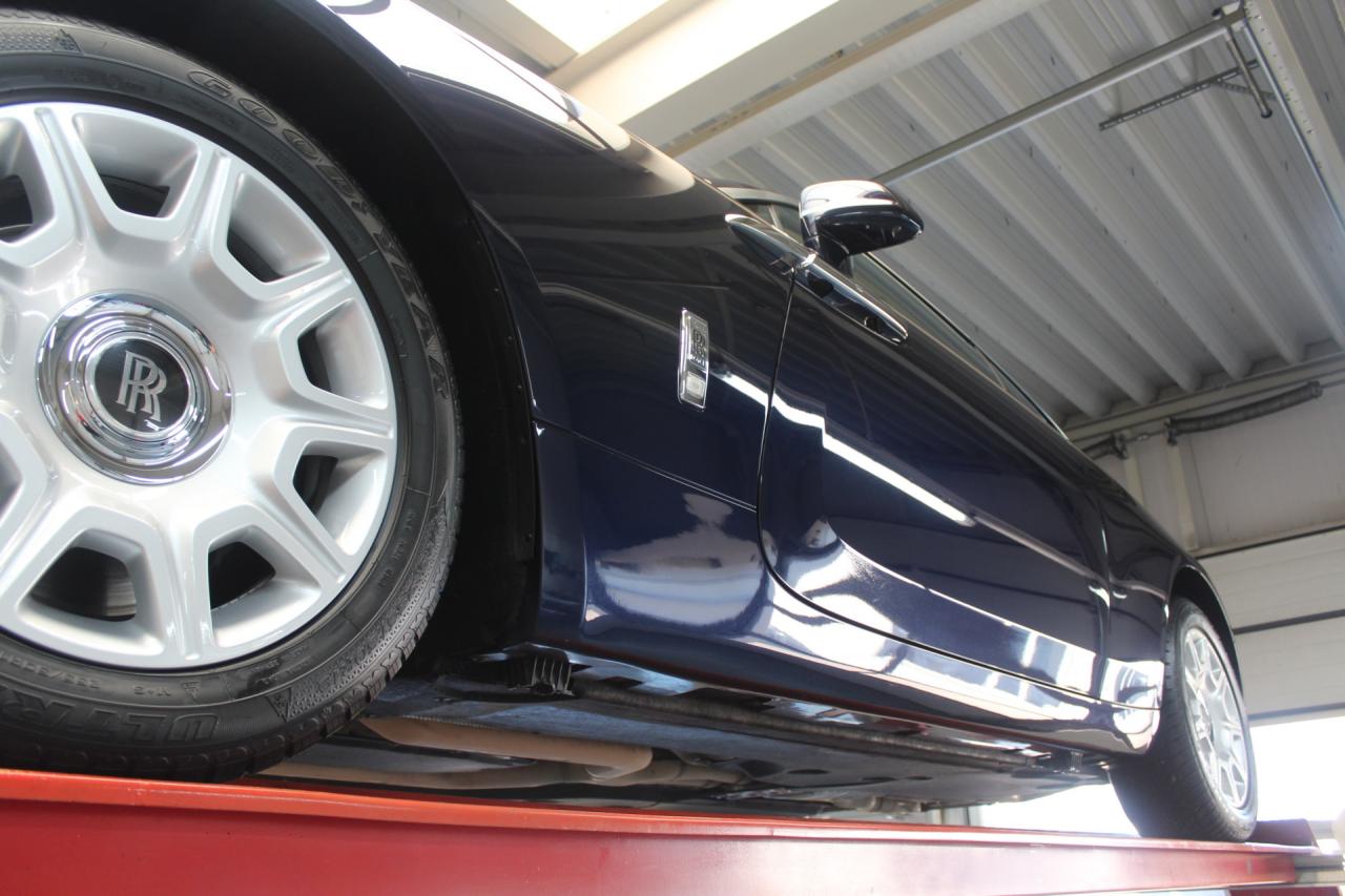 2014 Rolls - Royce Wraith Coup&eacute; &ldquo;Midnight Sapphire II&rdquo;