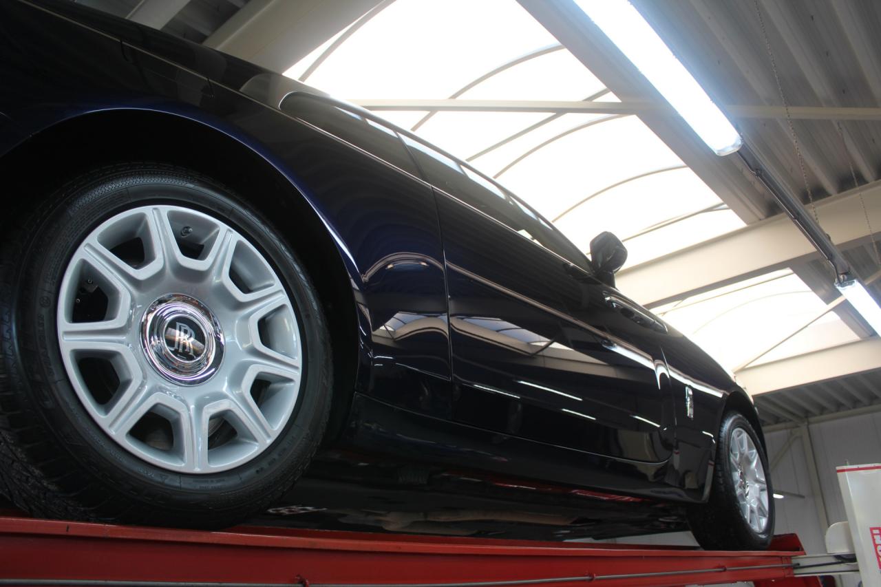 2014 Rolls - Royce Wraith Coup&eacute; &ldquo;Midnight Sapphire II&rdquo;