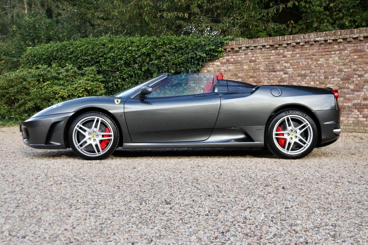 2007 Ferrari F430 Spider F1 &ldquo;Grigio Silverstone&rdquo;