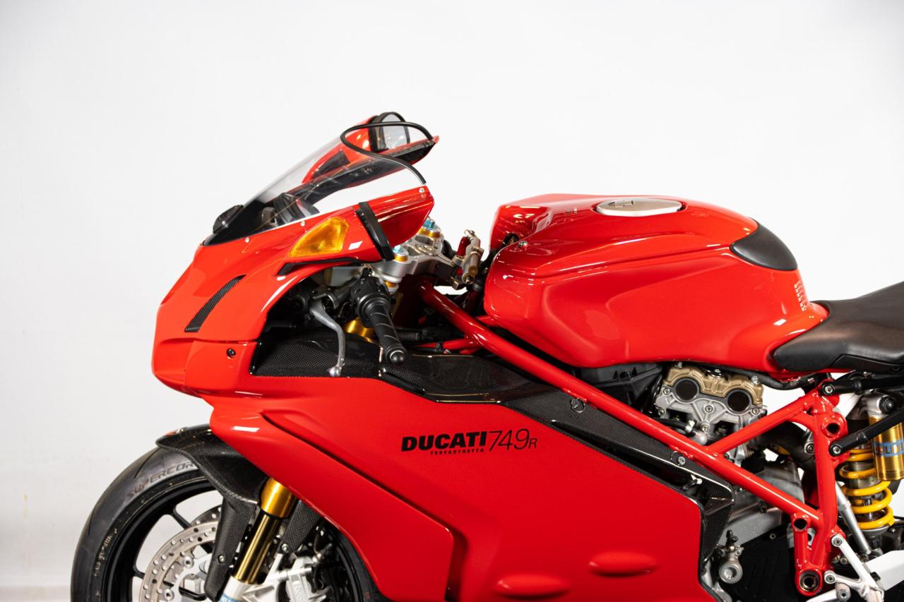 2004 Ducati 749 R